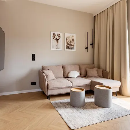 Apartment Stogi Superior By Bookinghost *